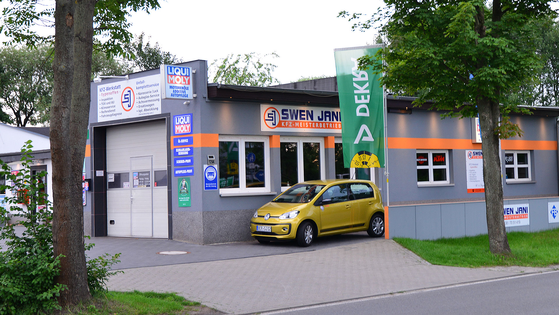 Gebäude der Kfz-Werkstatt